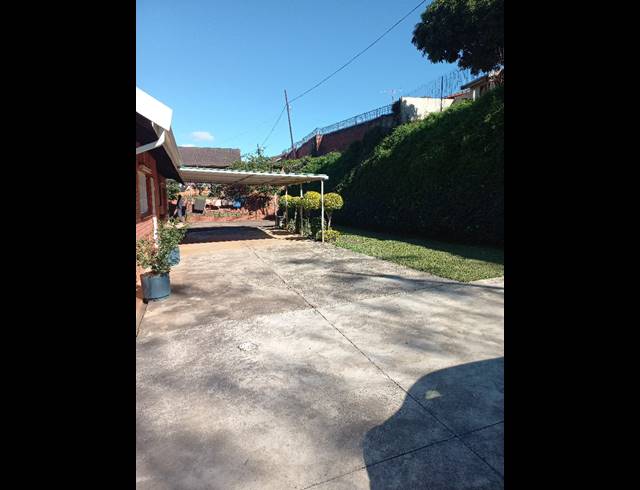 2 BEDROOM HOUSE FOR SALE IN BELFORT ESTATE
